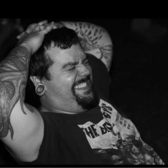 Hi. I’m Posh-Josh! Welcome to my closet🙏🏻 - Picture 1 of 1